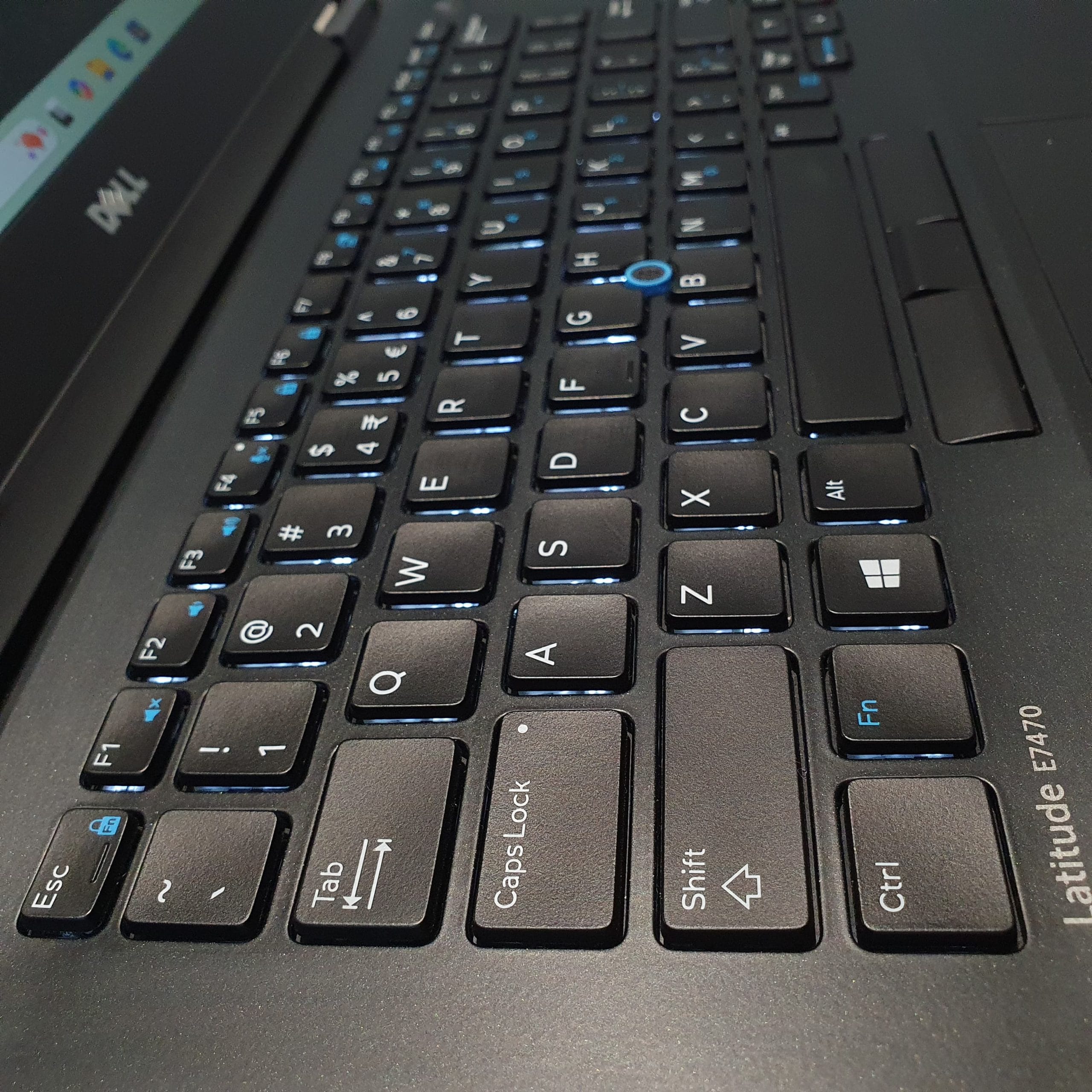 Dell Latitude E7470 – Intel Core i5-6300U, 8GB DDR4 RAM, 256GB NVMe SSD, 14" FHD (Pre-owned) - Image 8